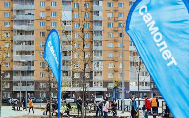 ГК "Самолет" утопает в долгах: кто наживается на кризисе девелопера?