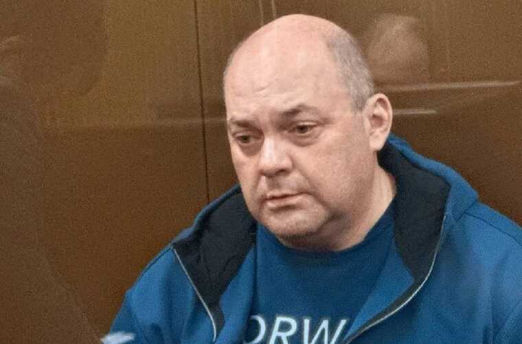 Экс-губернатору Алексею Смирнову продлили арест по делу о хищении 1 миллиарда рублей