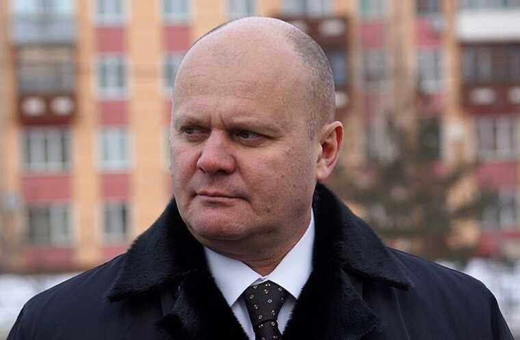Владислав Логинов задержан на два месяца по обвинению в получении взятки