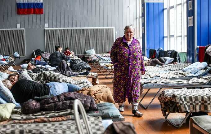 Беженцы жалуются на унижения и антисанитарию в пункте размещения под Курском