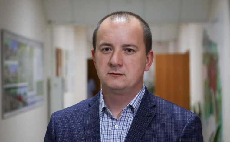 Главного эколога Нижневартовска Юрия Попенко задержали по делу о хищениях на мусорном полигоне на 166 миллионов рублей