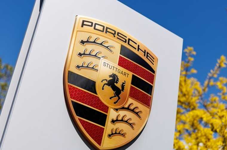 Прибыль Porsche в автомобильном бизнесе упала на 91% в последнем квартале