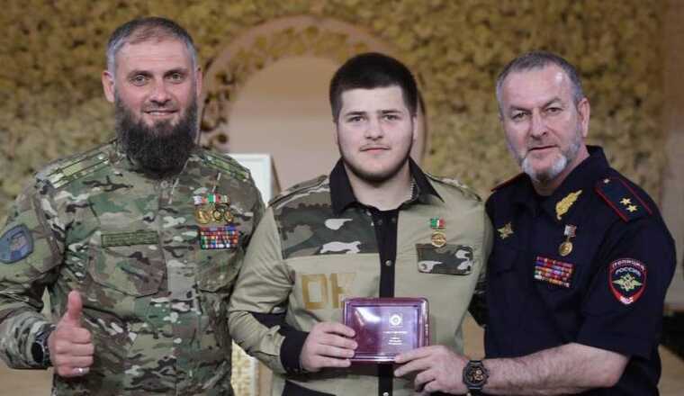 Адаму Кадырову была вручена медаль без участия в соревнованиях