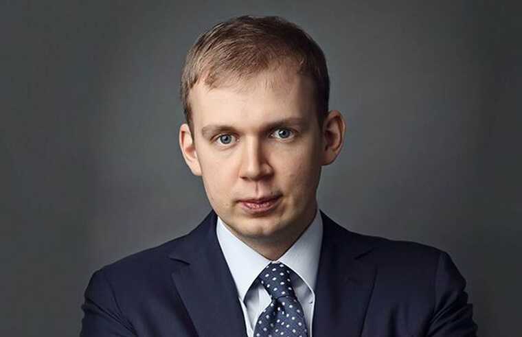 Беглец с заводами: как Сергей Курченко лоббирует бизнес в России через судимого сына замминистра