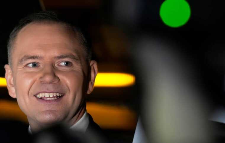 Кандидат в президенты Польши Кароль Навроцкий обвинён в организации проституции в отеле