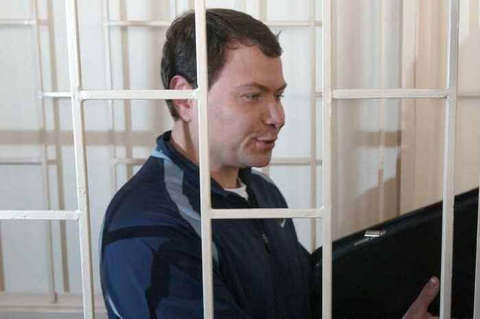 Генпрокуратура требует изъять имущество на 6,5 миллиарда рублей у бывшего мэра Владивостока Владимира Николаева