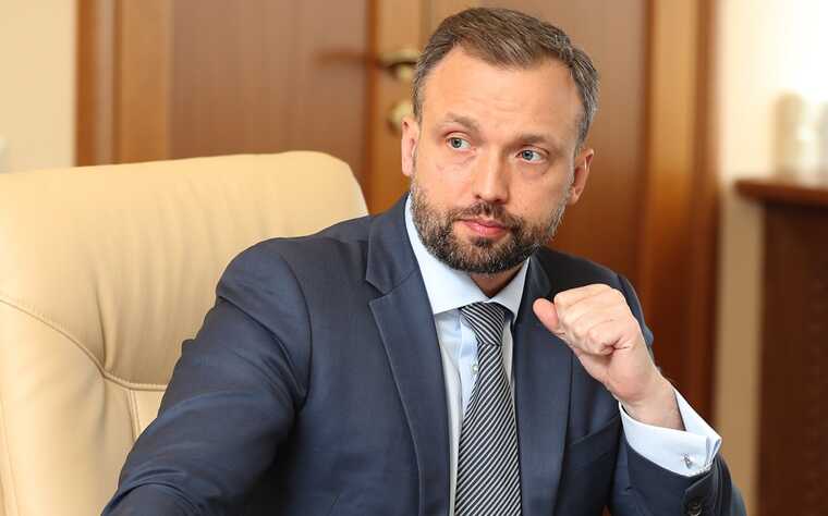 Арестованный, но не уволенный: губернатор Авдеев покрывает первого зама Александра Ремигу