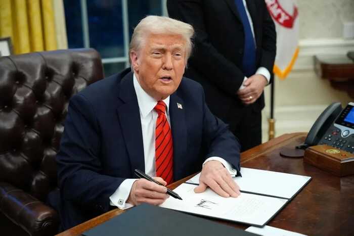 Конгресс США утвердил закон о сокращении бюджета на иностранную помощь и общественное вещание