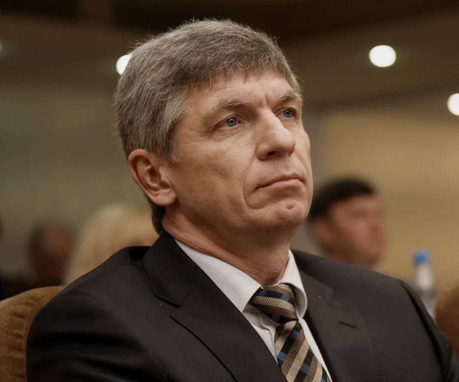 Водка, Уйба, экстремисты: как их объединил Сыктывкарский ЛВЗ? Водка, Уйба, экстремисты: как их объединил Сыктывкарский ЛВЗ?