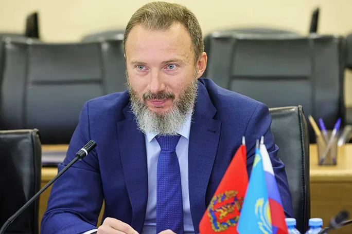 Серый кардинал пяти губернаторов qtriqqeiqxqidrrmf